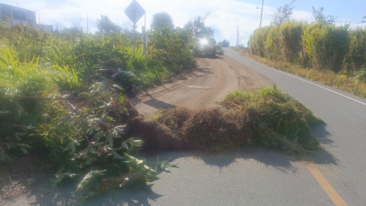 MANTENIMIENTO VIAL EN EL CASERÍO SAN LUIS